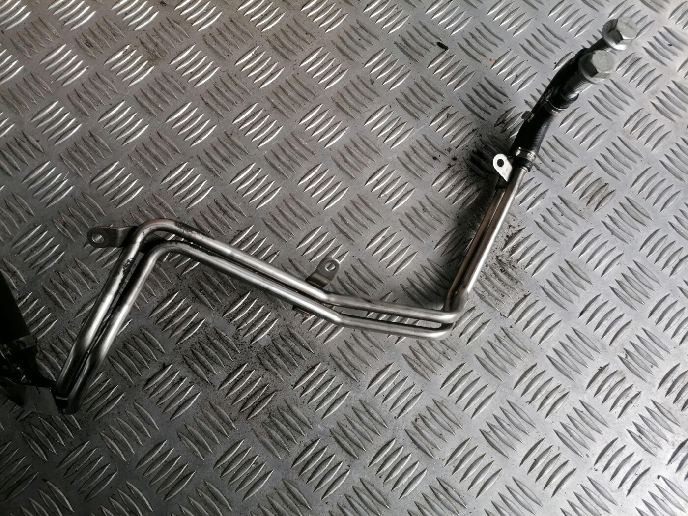 Degvielas caurule priekš MERCEDES BENZ ML280 2008 OBSIDIAN BLACK