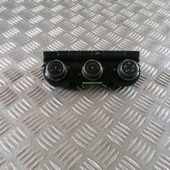 Klimata kontroles bloks priekš VW CRAFTER 2018