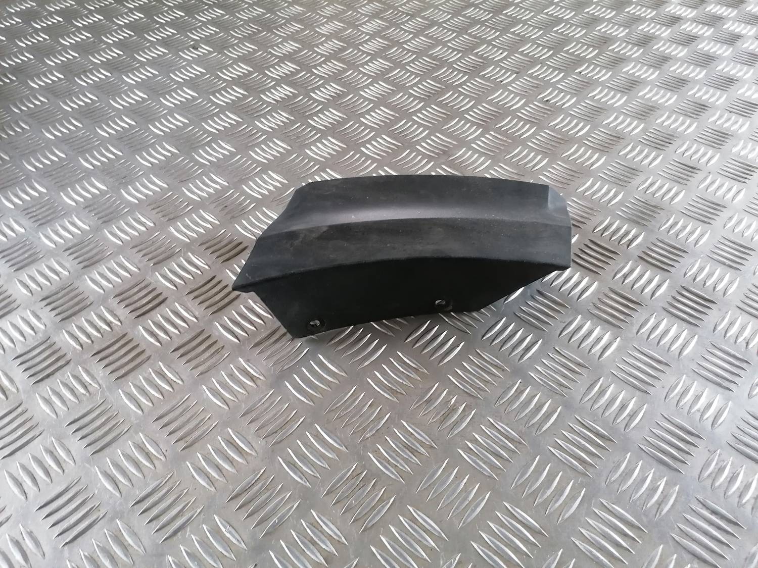 Priekšēja spārna uzlika/moldings priekš VW CRAFTER 2018