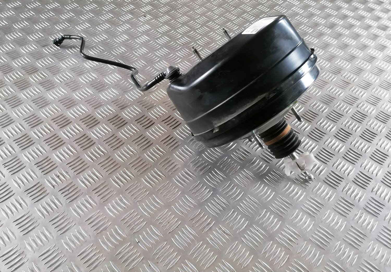 Vakuuma bremžu pastiprinātājs priekš VW CRAFTER 2018