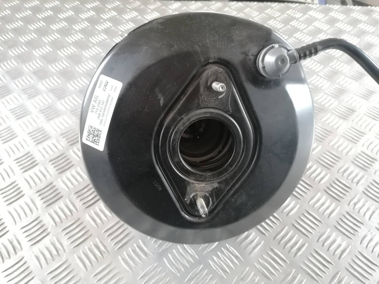 Vakuuma bremžu pastiprinātājs priekš VW CRAFTER 2018