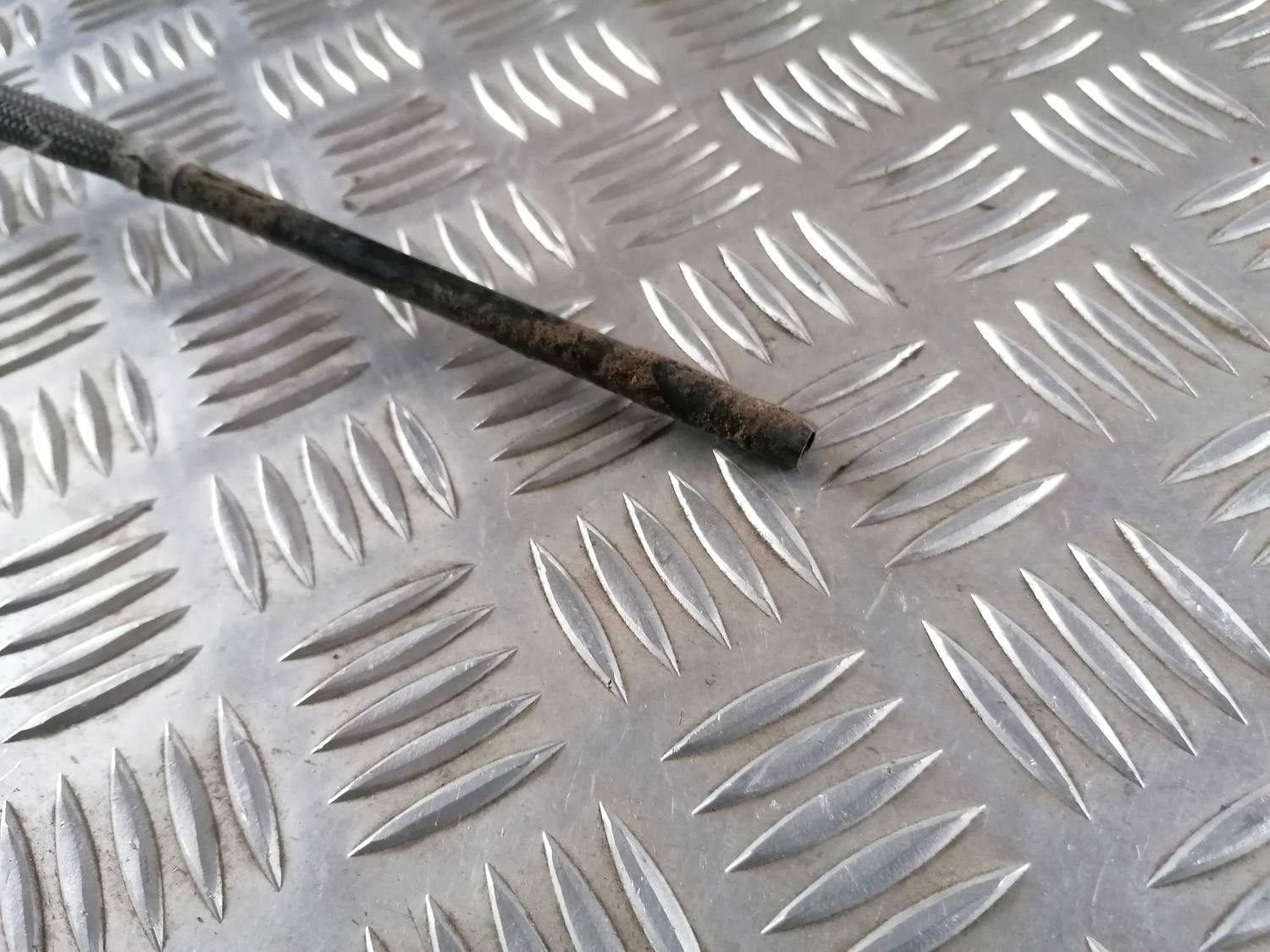 Degvielas tvertnes vāks priekš VW CRAFTER 2018