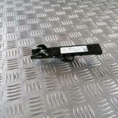 Drošības jostas regulators, pa kreisi priekš VW CRAFTER 2018