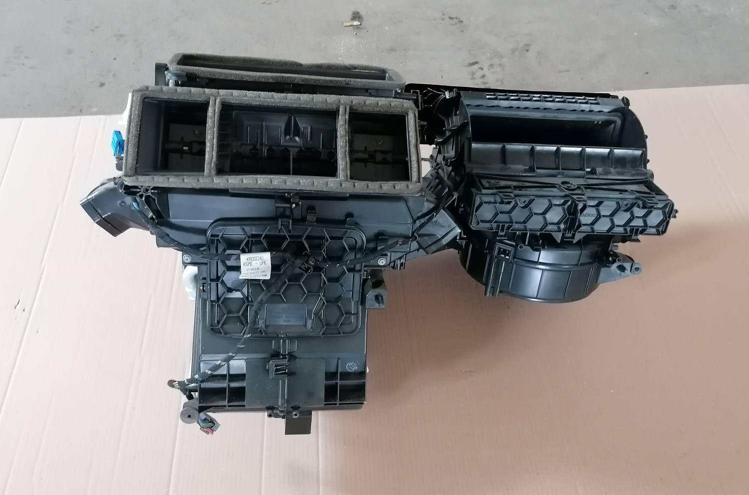 Salona sildītājs priekš VW CRAFTER 2018