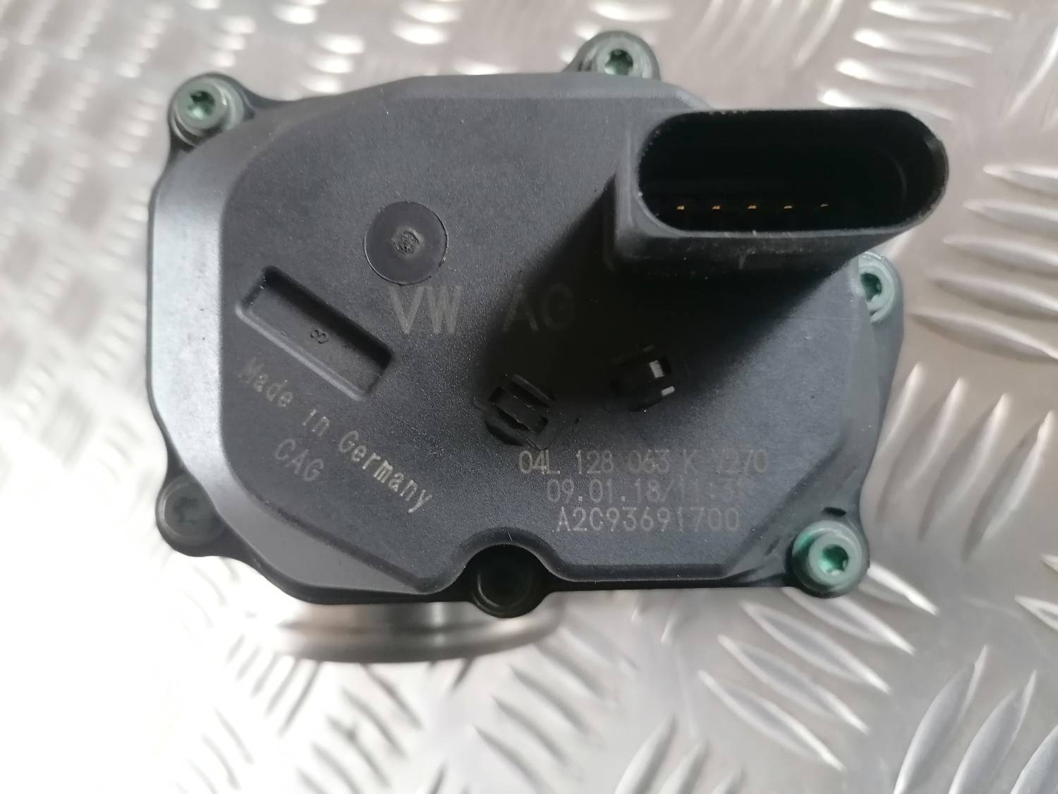 Droseļvārsts priekš VW CRAFTER 2018 6 Droseļvārsts priekš VW CRAFTER 2018