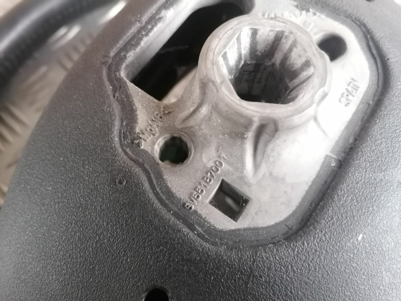 Stūre priekš VOLVO V70 2009