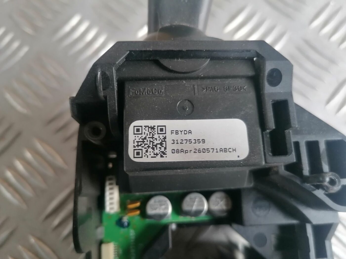 Stūres statnes slēdzis priekš VOLVO V70 2009 6 Stūres statnes slēdzis priekš VOLVO V70 2009