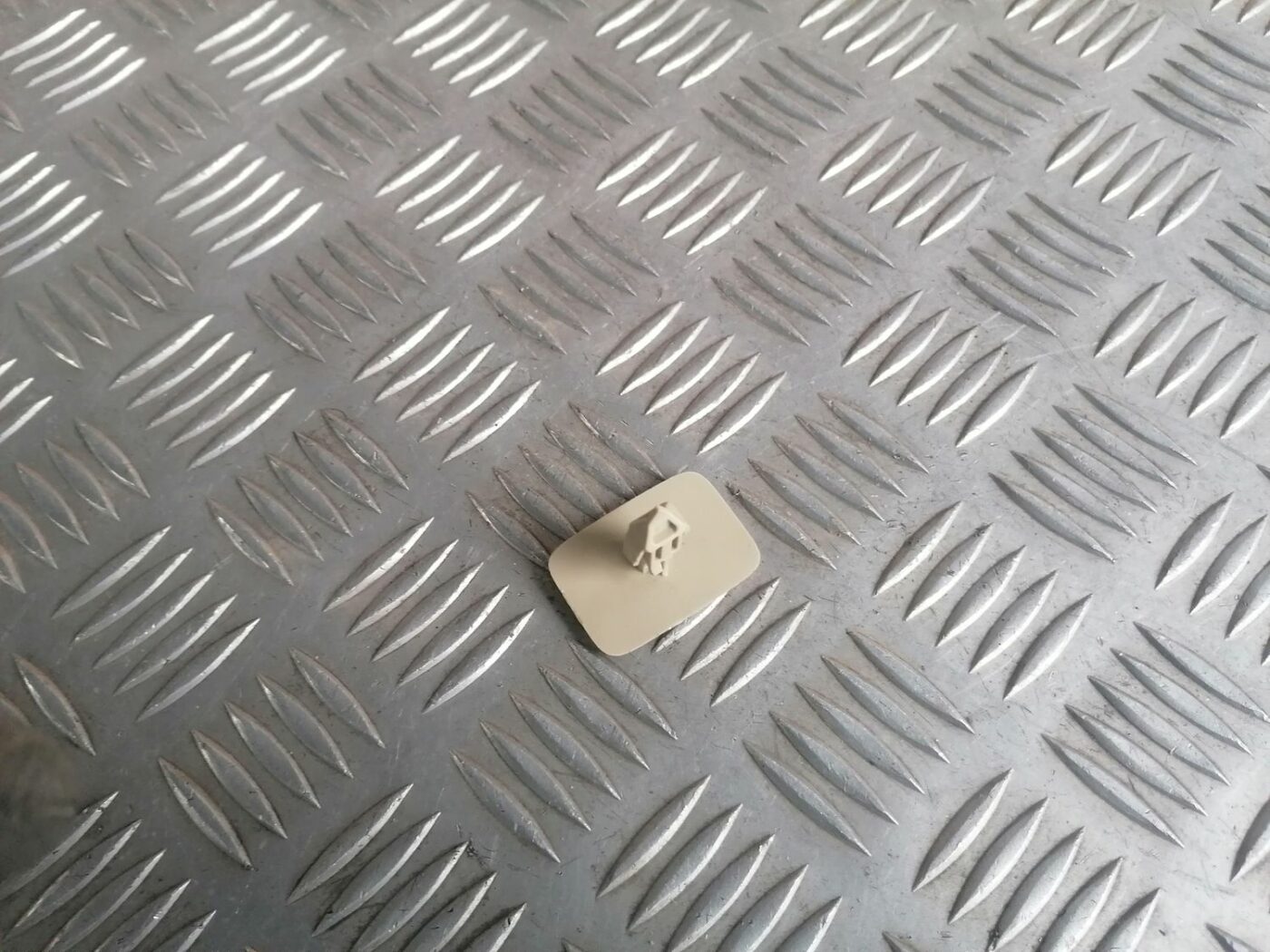 Griestu uzlika priekš VOLVO V70 2009