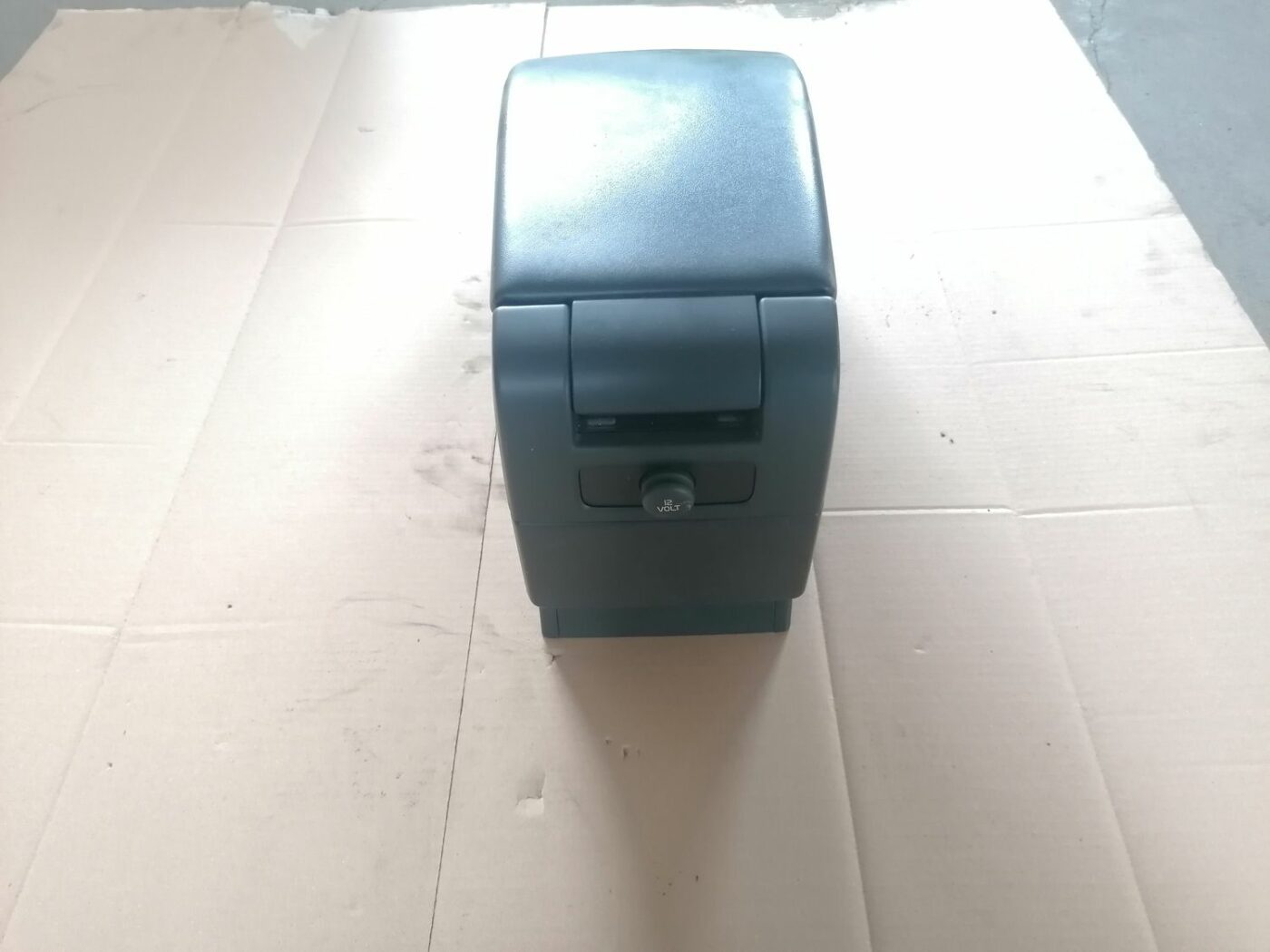 Roku balsts priekš VOLVO V70 2009 2 Roku balsts priekš VOLVO V70 2009