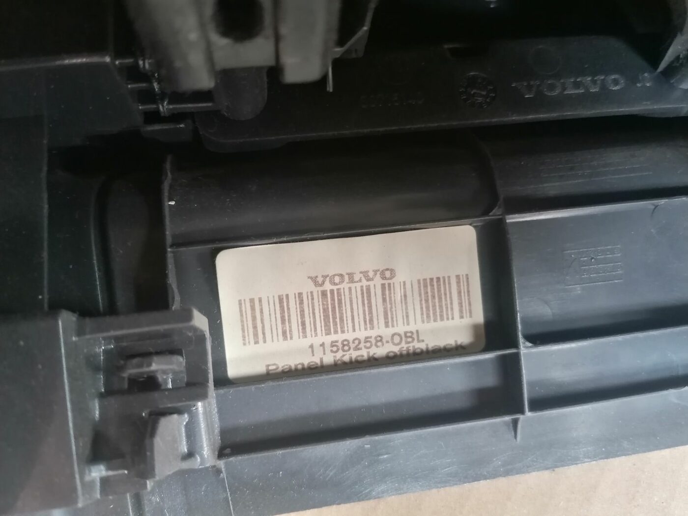 Roku balsts priekš VOLVO V70 2009 6 Roku balsts priekš VOLVO V70 2009