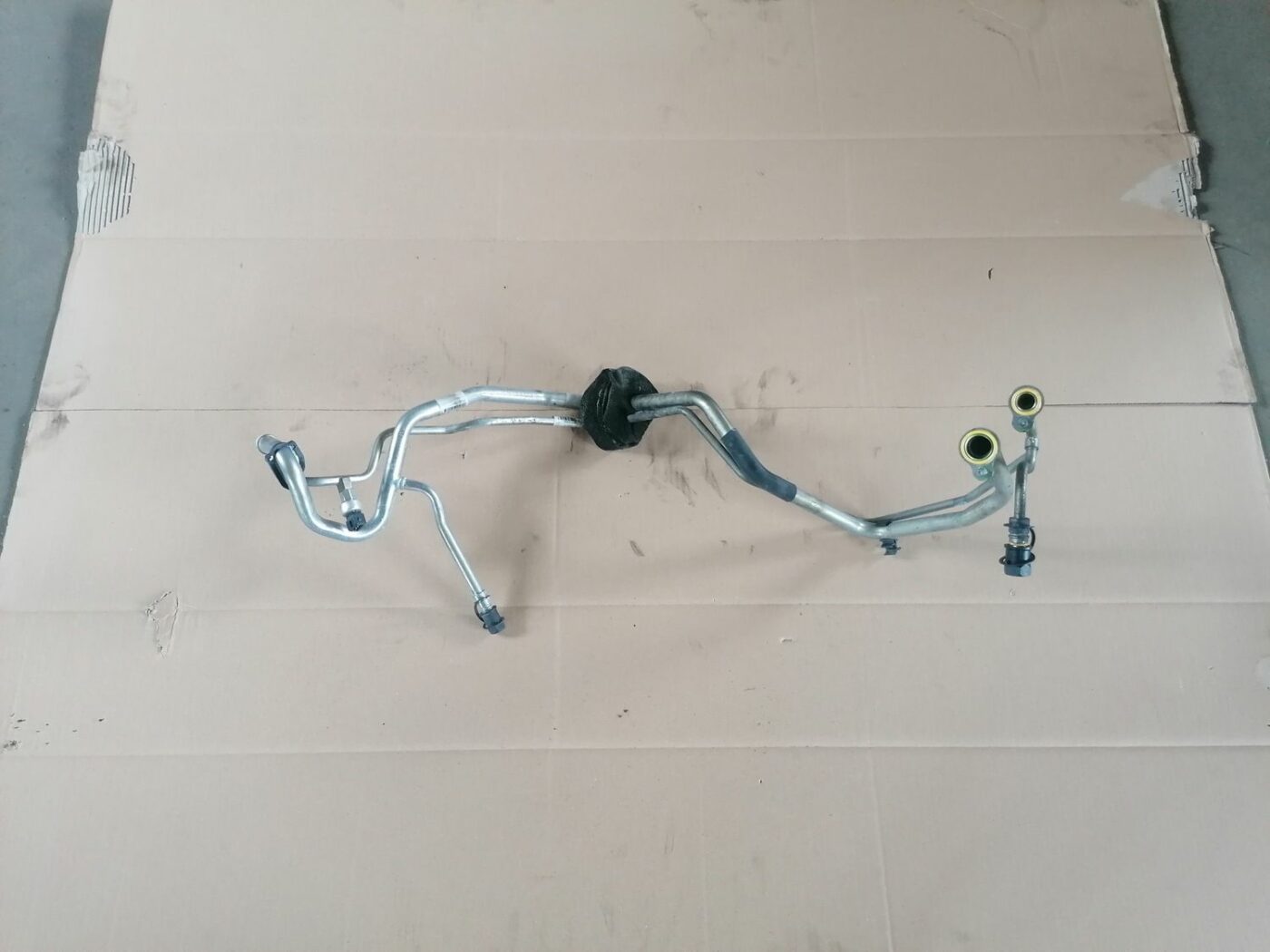 Gaisa kondicioniera galvenā caurule priekš VOLVO V70 2009