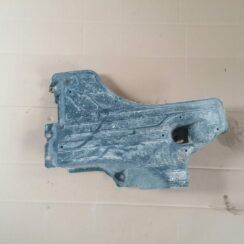 Virsbūves apakšējais aizsargs priekš VOLVO V70 2009