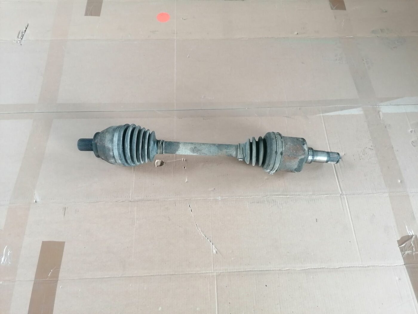 Pusass priekšējā kreisā priekš VOLVO V70 2009