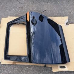 Aizmugurējās kreisās durvis priekš VOLVO V70 2009