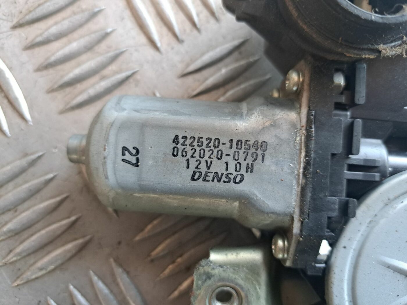 Stikla pacelšanas mehānisms priekšējais kreisais priekš TOYOTA RAV 4 2006 4 Stikla pacelšanas mehānisms priekšējais kreisais priekš TOYOTA RAV 4 2006