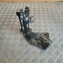 Gaisa filtra korpusa kronšteins priekš TOYOTA RAV 4 2006