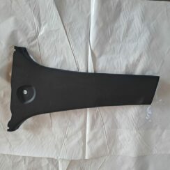 Vidējas salona statnes apdare priekš TOYOTA RAV 4 2006