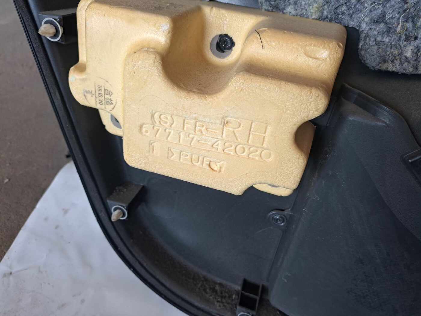 Sēdekļu komplekts priekš TOYOTA RAV 4 2006 5 Sēdekļu komplekts priekš TOYOTA RAV 4 2006