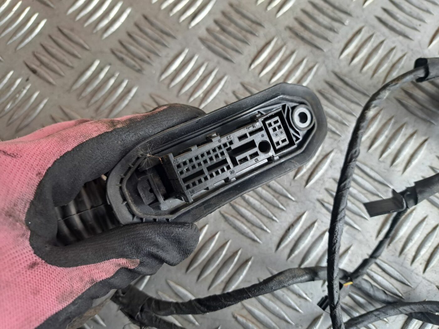 Durvju vadi priekš BMW 525 E60 2004 BLACK 5 Durvju vadi priekš BMW 525 E60 2004 BLACK