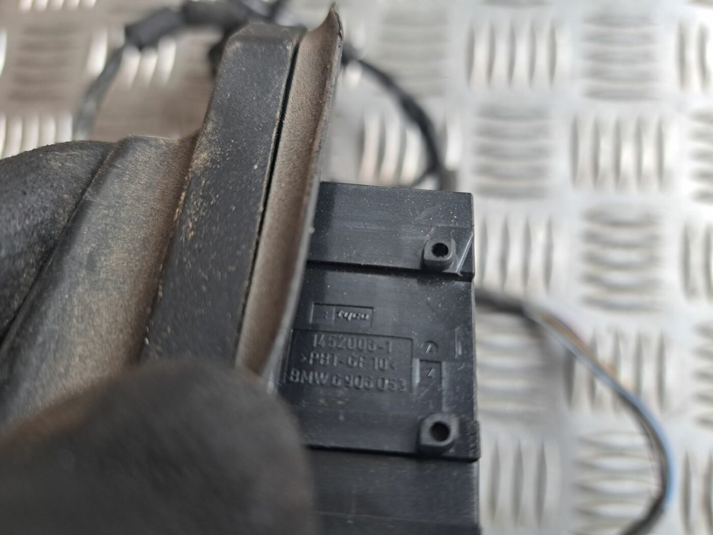 Durvju vadi priekš BMW 525 E60 2004 BLACK 4 Durvju vadi priekš BMW 525 E60 2004 BLACK