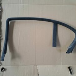 Durvju stikla moldings priekš BMW 525 E60 2004 BLACK