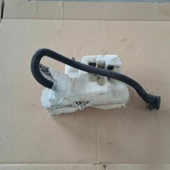 Mazgātāja šķidruma tvertne priekš BMW 525 E60 2004 BLACK