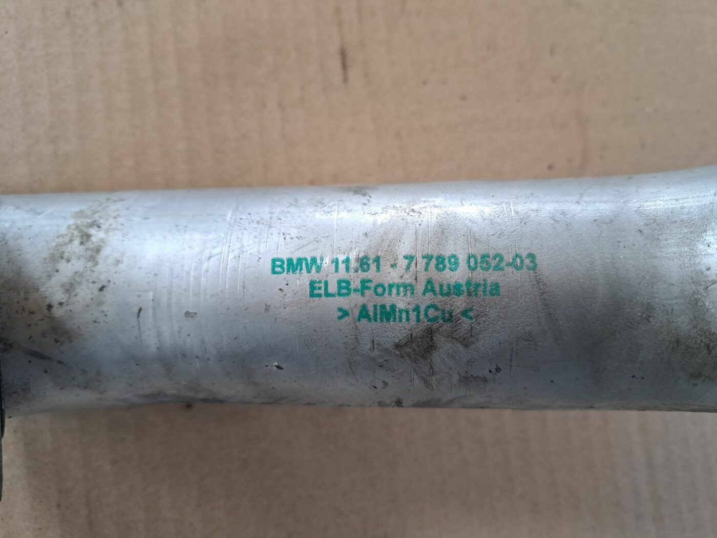 Interkulera caurule priekš BMW 525 E60 2004 BLACK