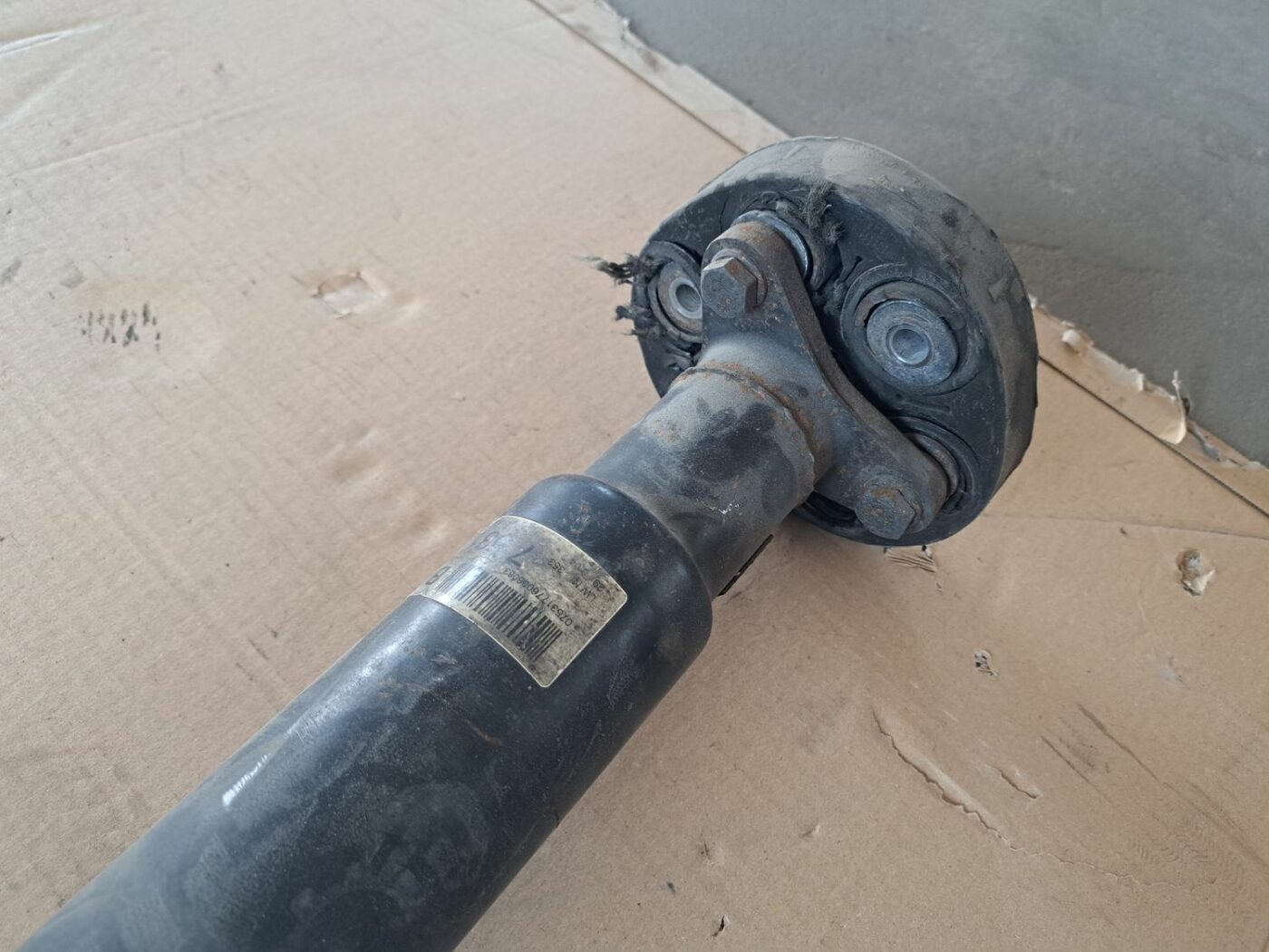 Kardāns priekš BMW 525 E60 2004 BLACK