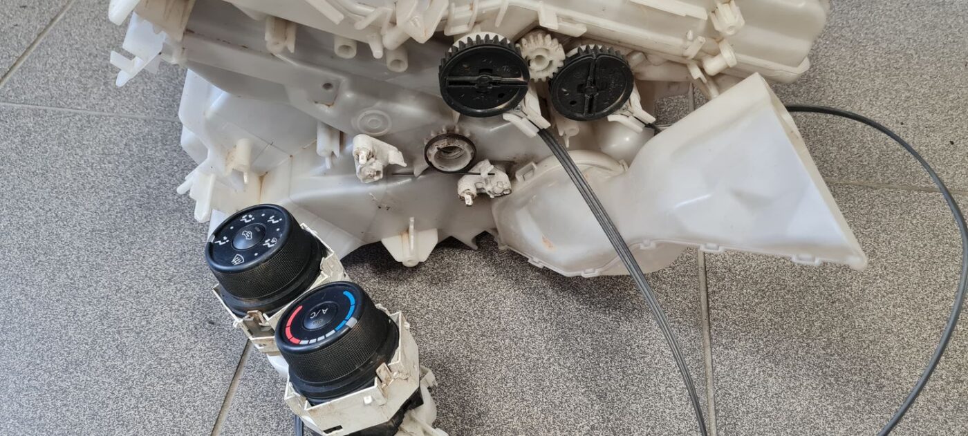 Salona sildītājs priekš TOYOTA RAV 4 2006