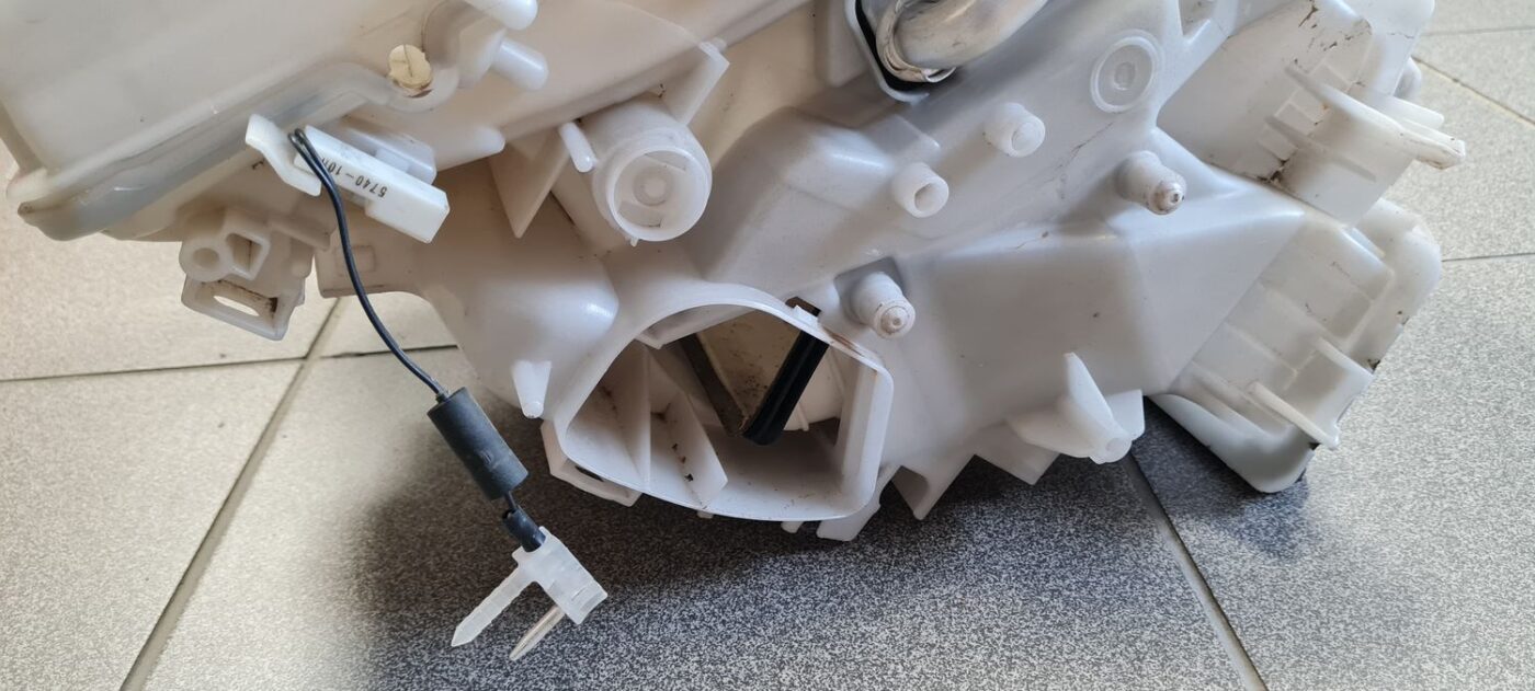 Salona sildītājs priekš TOYOTA RAV 4 2006