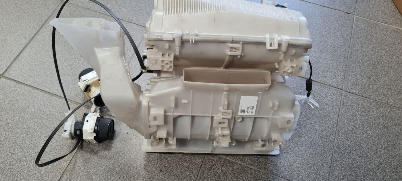 Salona sildītājs priekš TOYOTA RAV 4 2006