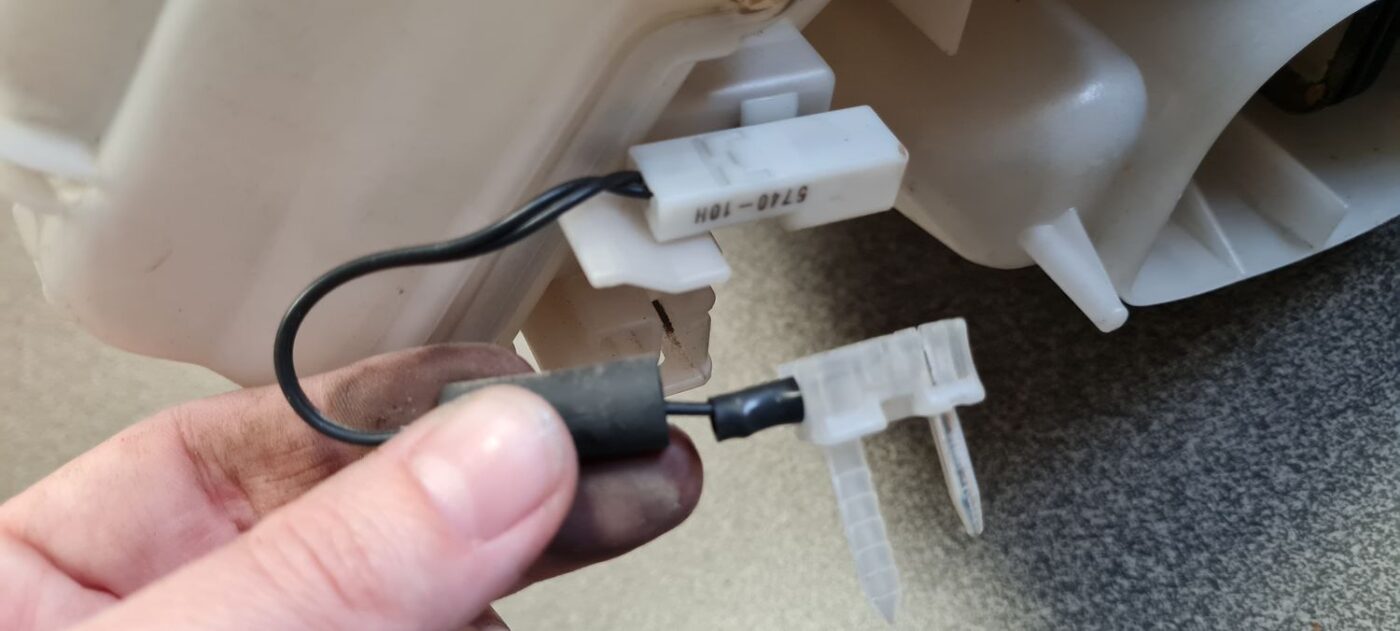 Salona sildītājs priekš TOYOTA RAV 4 2006