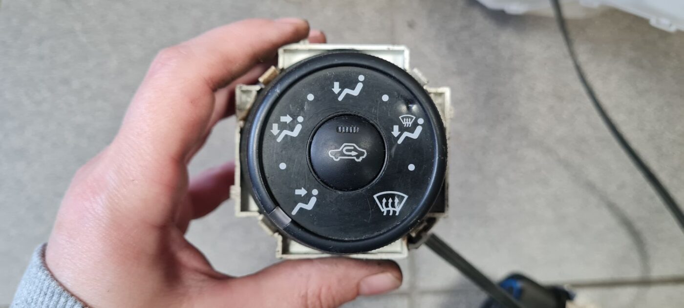 Salona sildītājs priekš TOYOTA RAV 4 2006