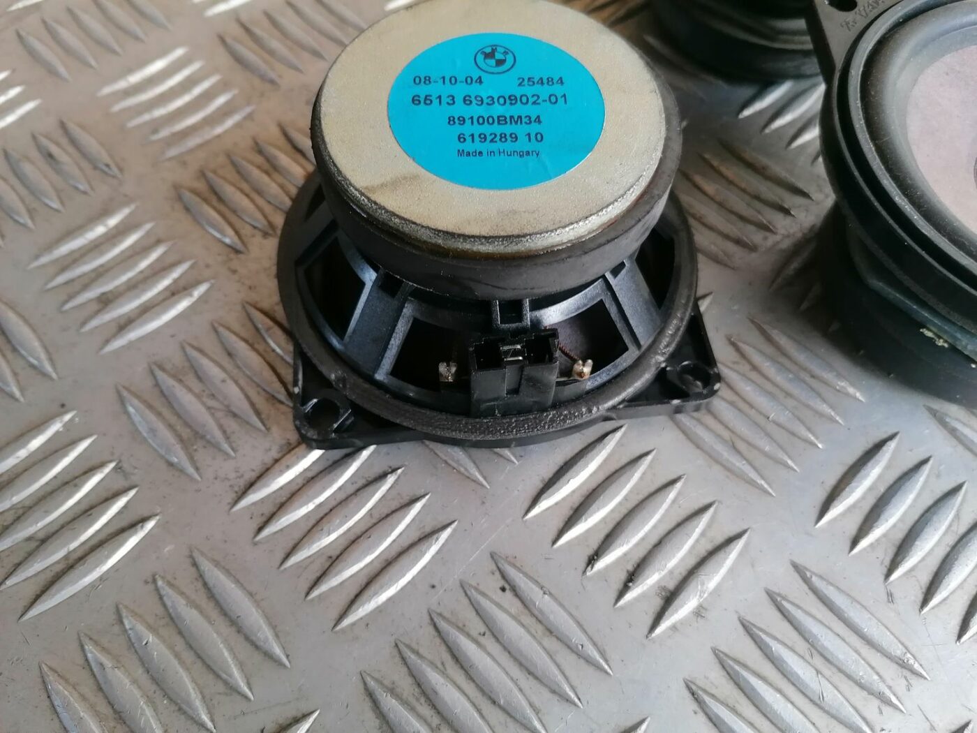 Durvju skaļrunis, apakšā priekš BMW 525 E60 2004 BLACK