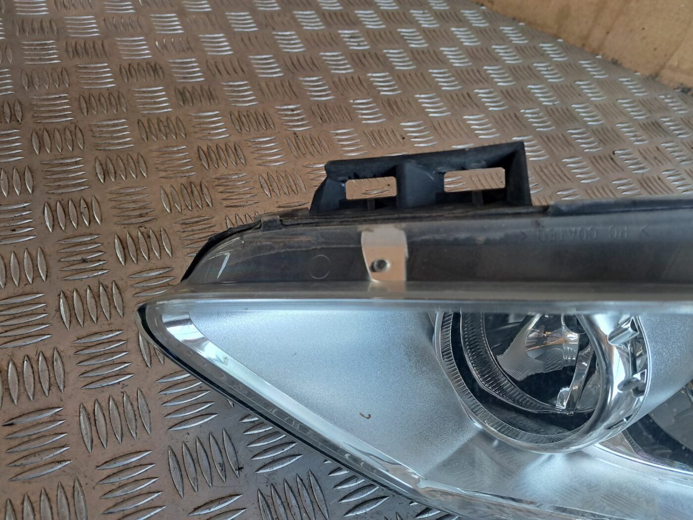 Priekšējais labais lukturis priekš OPEL CORSA 2007 3 Priekšējais labais lukturis priekš OPEL CORSA 2007