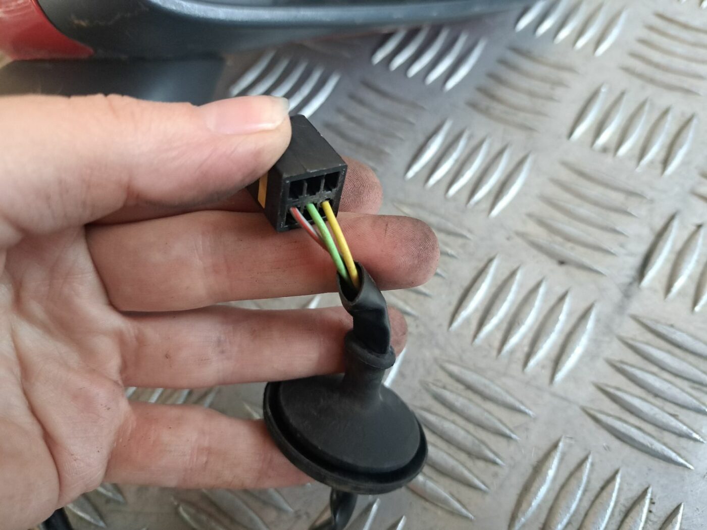 Ārējais spogulis, pa labi priekš OPEL CORSA 2007 6 Ārējais spogulis, pa labi priekš OPEL CORSA 2007