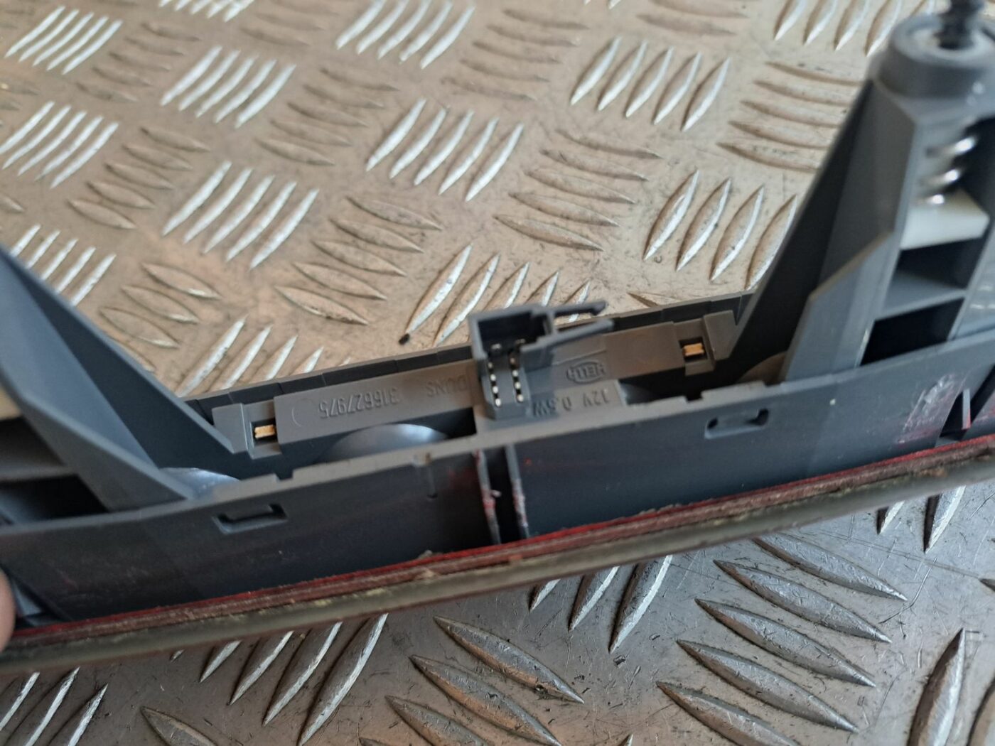 Stop signāls priekš OPEL CORSA 2007 4 Stop signāls priekš OPEL CORSA 2007