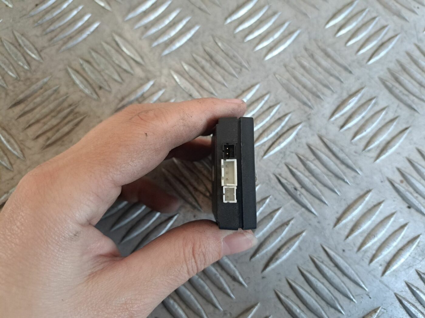 Elektroniskais modulis priekš OPEL CORSA 2007 3 Elektroniskais modulis priekš OPEL CORSA 2007