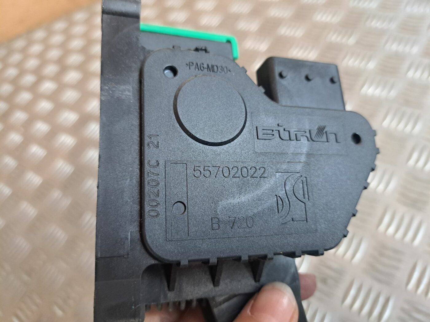 Gāzes pedālis priekš OPEL CORSA 2007 4 Gāzes pedālis priekš OPEL CORSA 2007