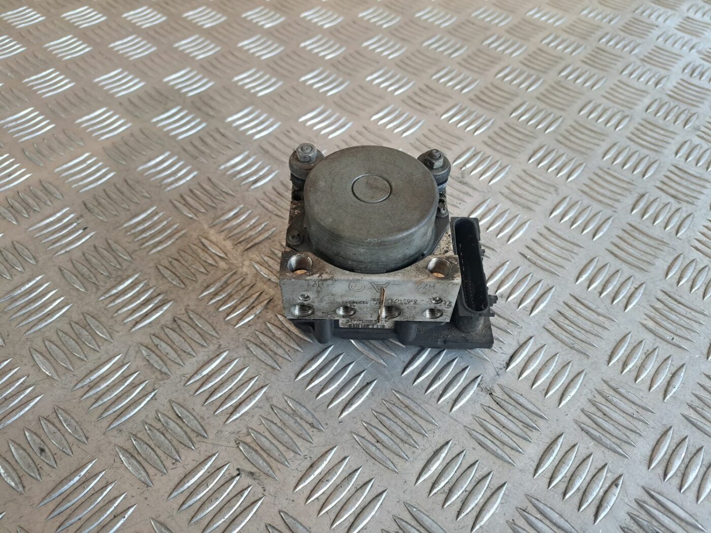 ABS bloks priekš OPEL CORSA 2007 1 ABS bloks priekš OPEL CORSA 2007