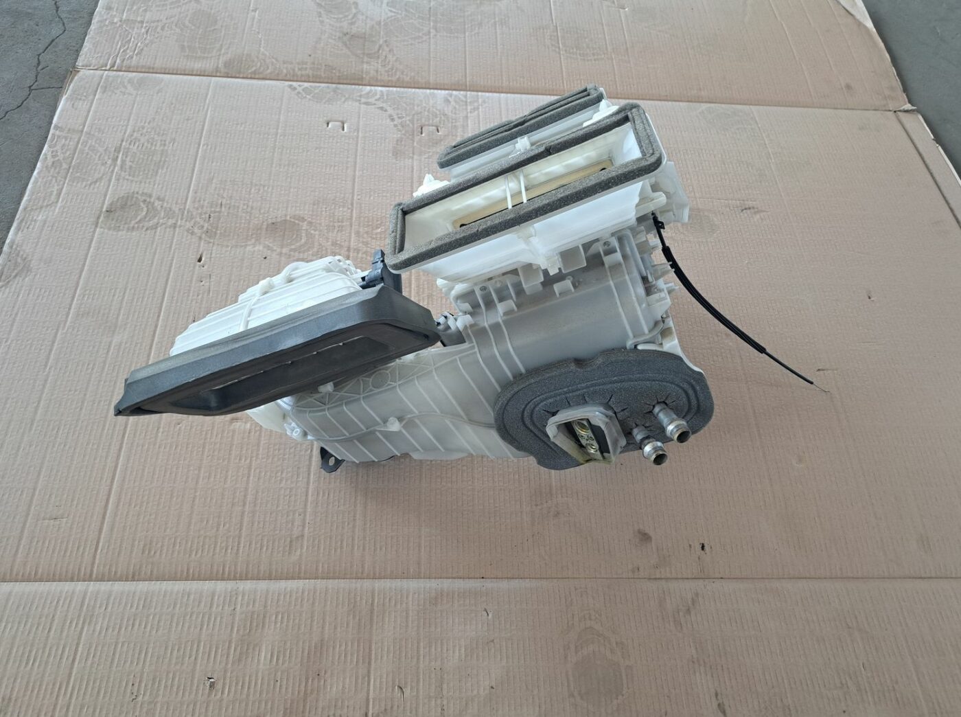 Salona sildītājs priekš OPEL CORSA 2007