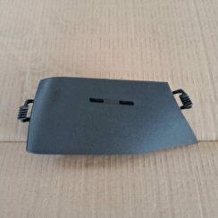 Centrālās konsoles (apdares) sānu panelis priekš OPEL CORSA 2007