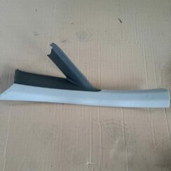 Priekšējas salona statnes apdare priekš OPEL CORSA 2007