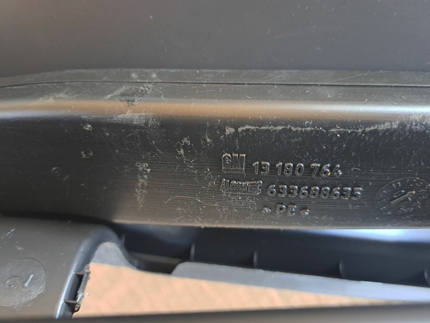 Centrālās konsoles apdares lielākā daļa priekš OPEL CORSA 2007 4 Centrālās konsoles apdares lielākā daļa priekš OPEL CORSA 2007