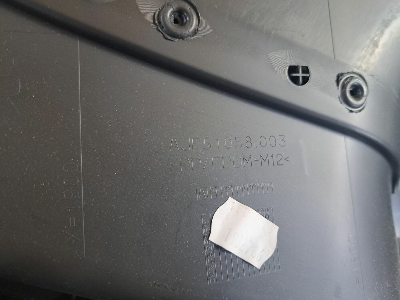 Aizmugurējo labo durvju apdare priekš OPEL CORSA 2007