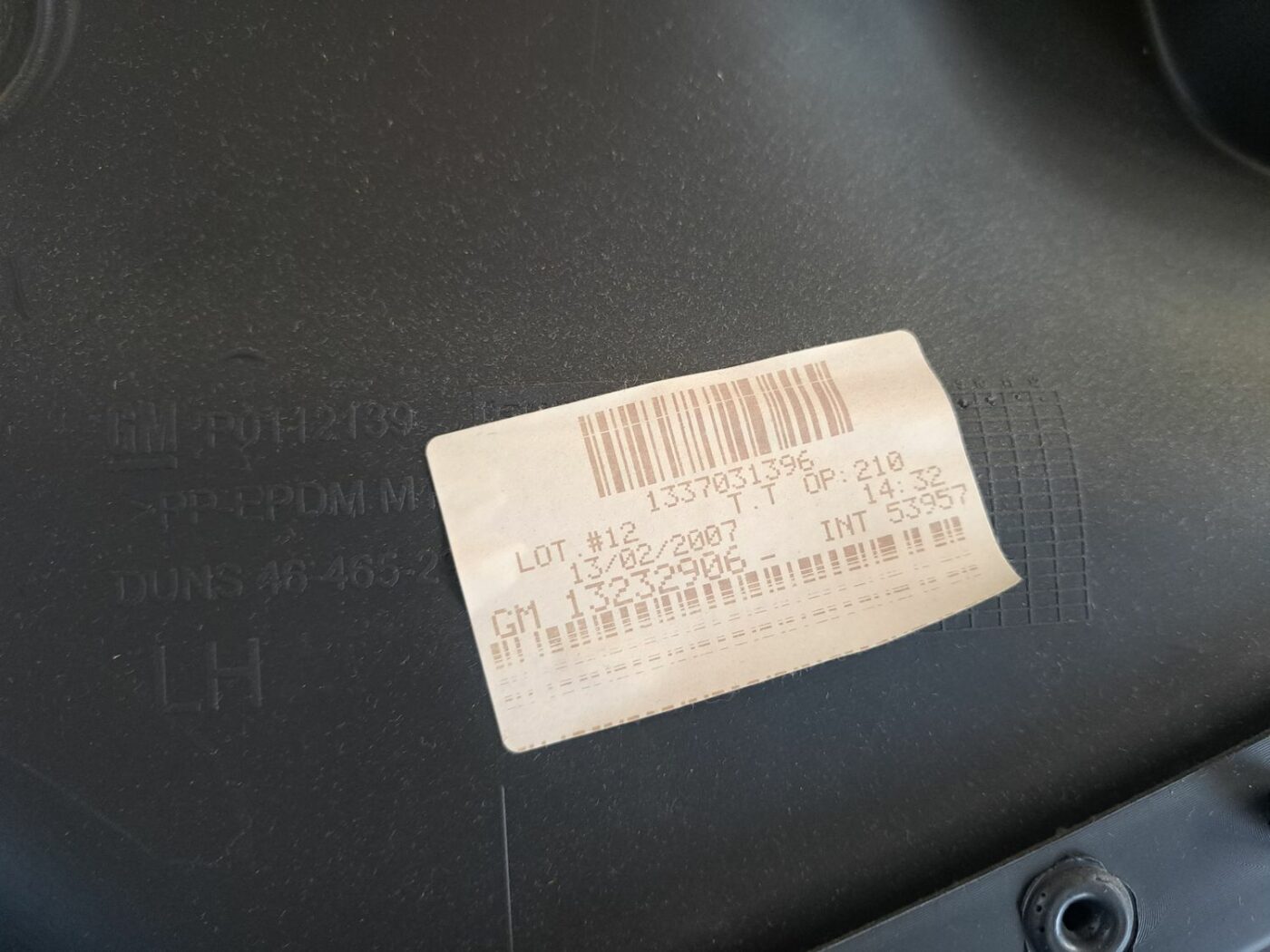 Aizmugurējo kreiso durvju apdare priekš OPEL CORSA 2007