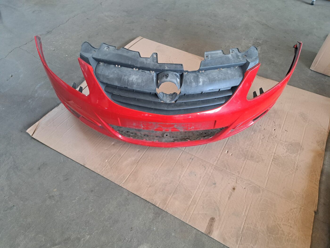 Priekšējais buferis priekš OPEL CORSA 2007 1 Priekšējais buferis priekš OPEL CORSA 2007