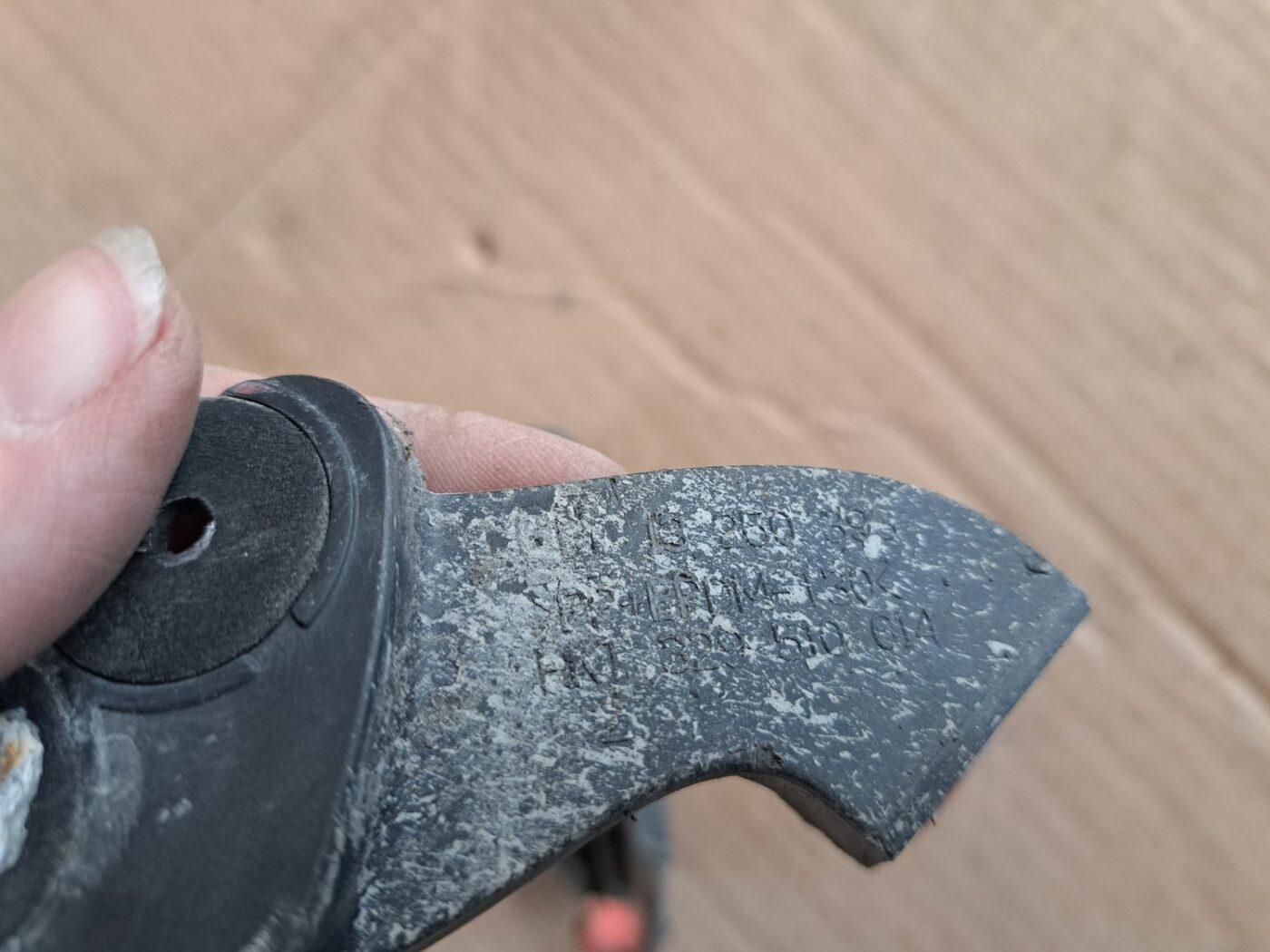 Aizmugurēja bufera kronšteins priekš OPEL CORSA 2007 3 Aizmugurēja bufera kronšteins priekš OPEL CORSA 2007