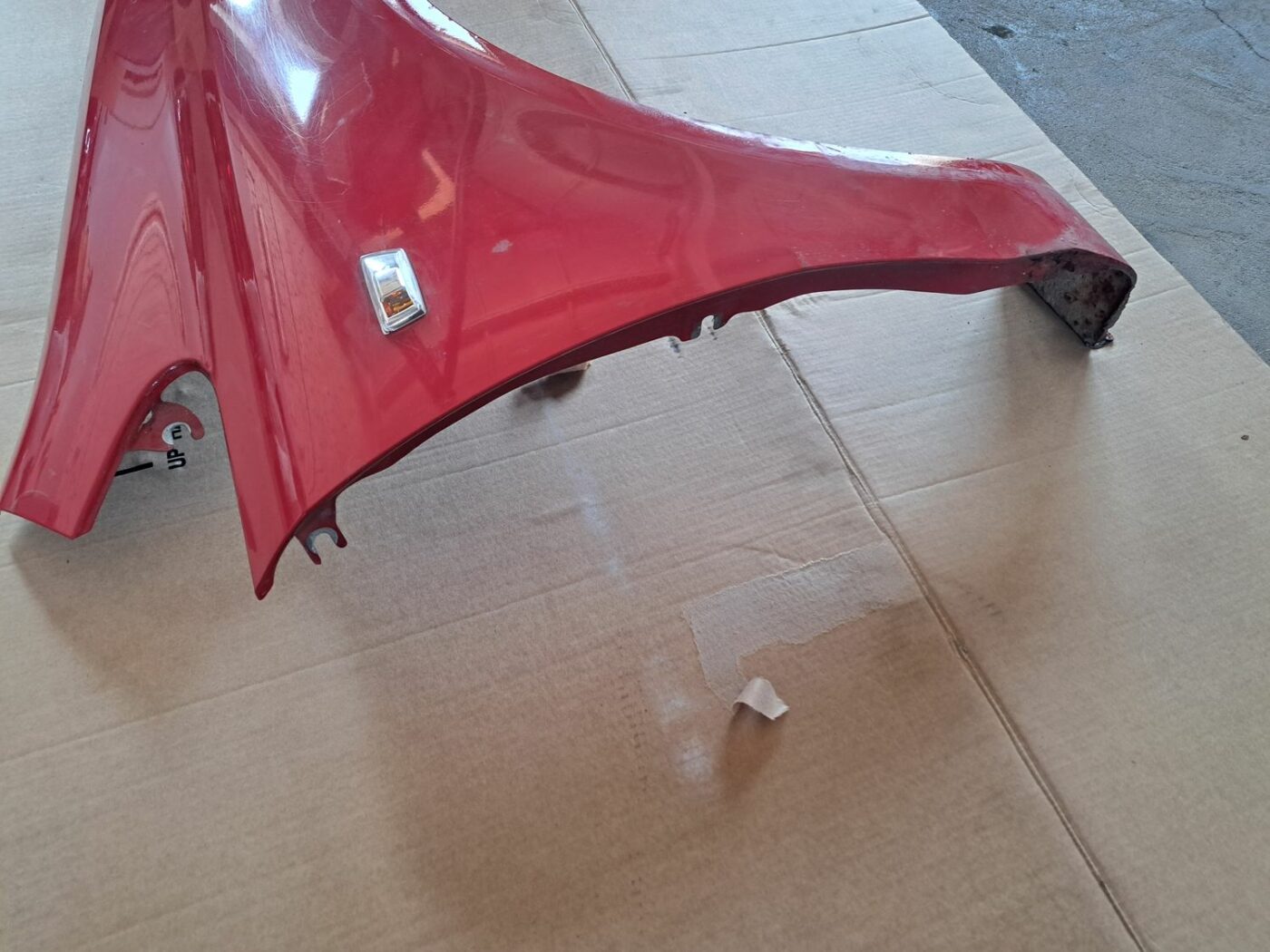 Priekšējais labais spārns priekš OPEL CORSA 2007 4 Priekšējais labais spārns priekš OPEL CORSA 2007