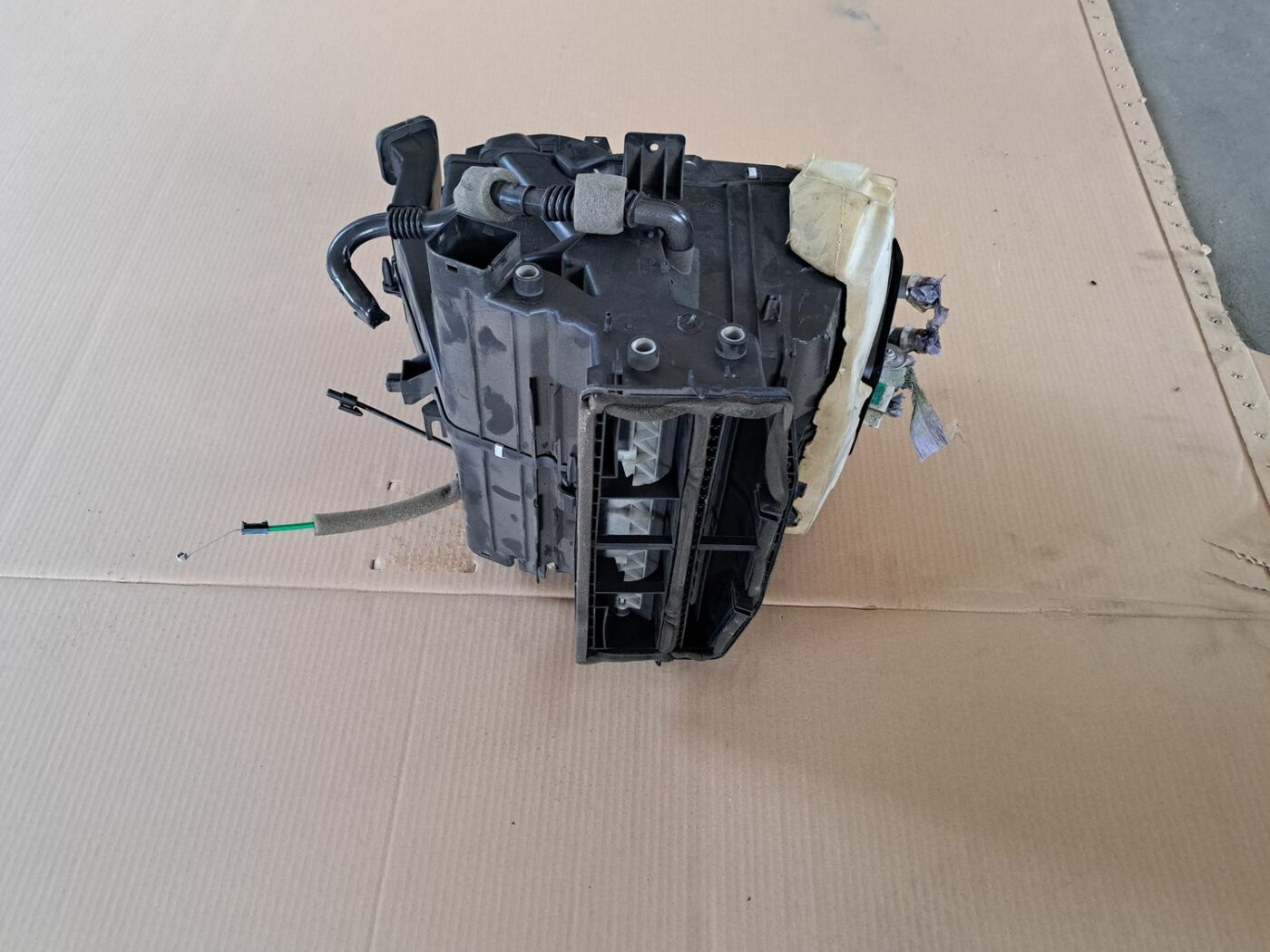 Salona sildītājs priekš OPEL MERIVA 2004